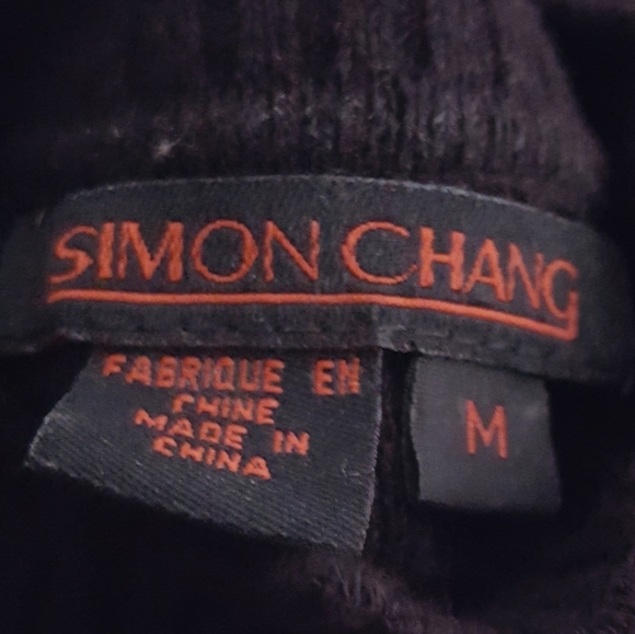 Simon Chang  Black and Gold Striped‎ Long Sleeve Turtleneck - Picture 6 of 6